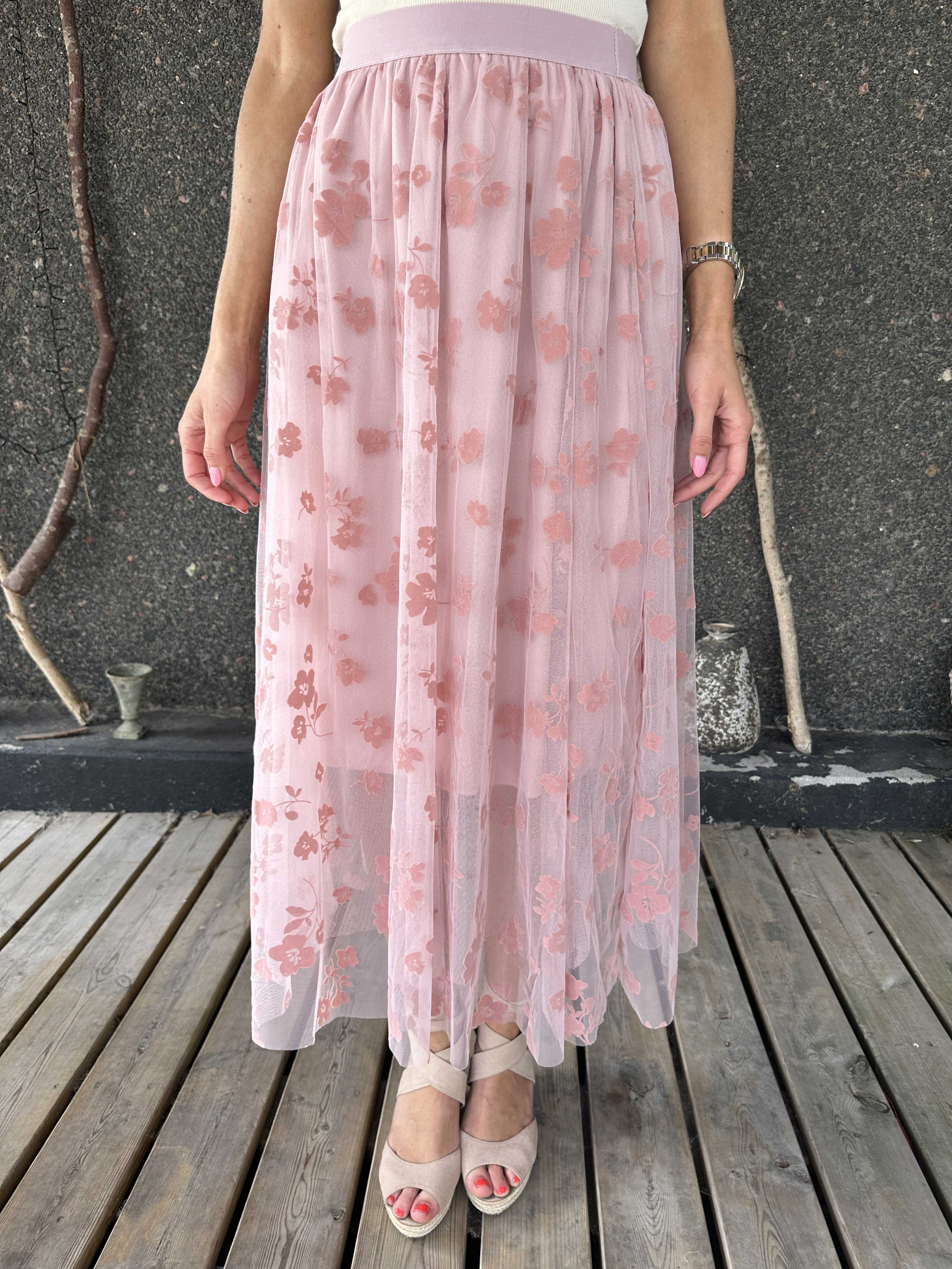 Aella - Lång kjol med blommig tyll